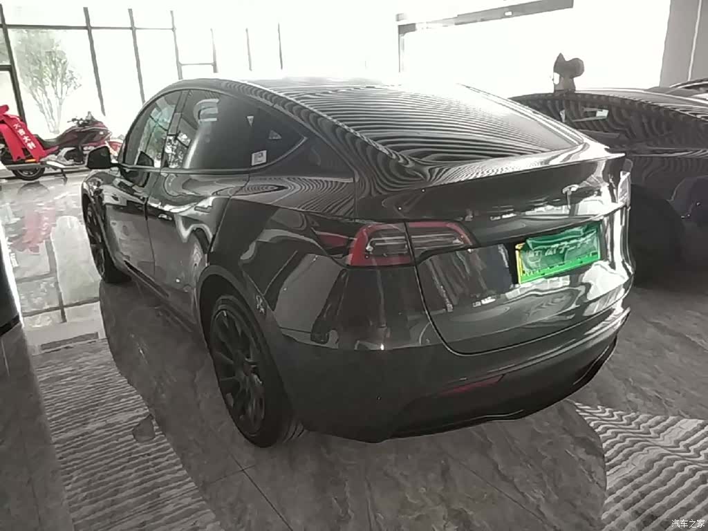 Tesla Model Y, 2024 все фото