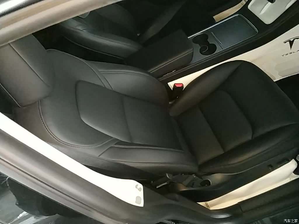 Tesla Model Y, 2024 25