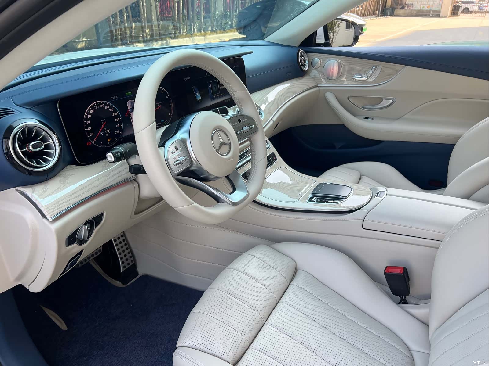 Mercedes-Benz E-Class, 2020 7