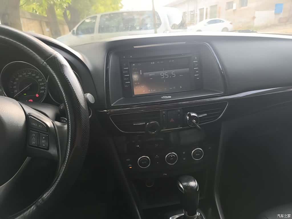 Mazda Atenza, 2016 9