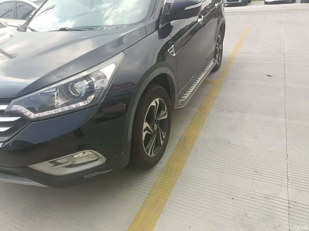 DongFeng AX7, 2016 23