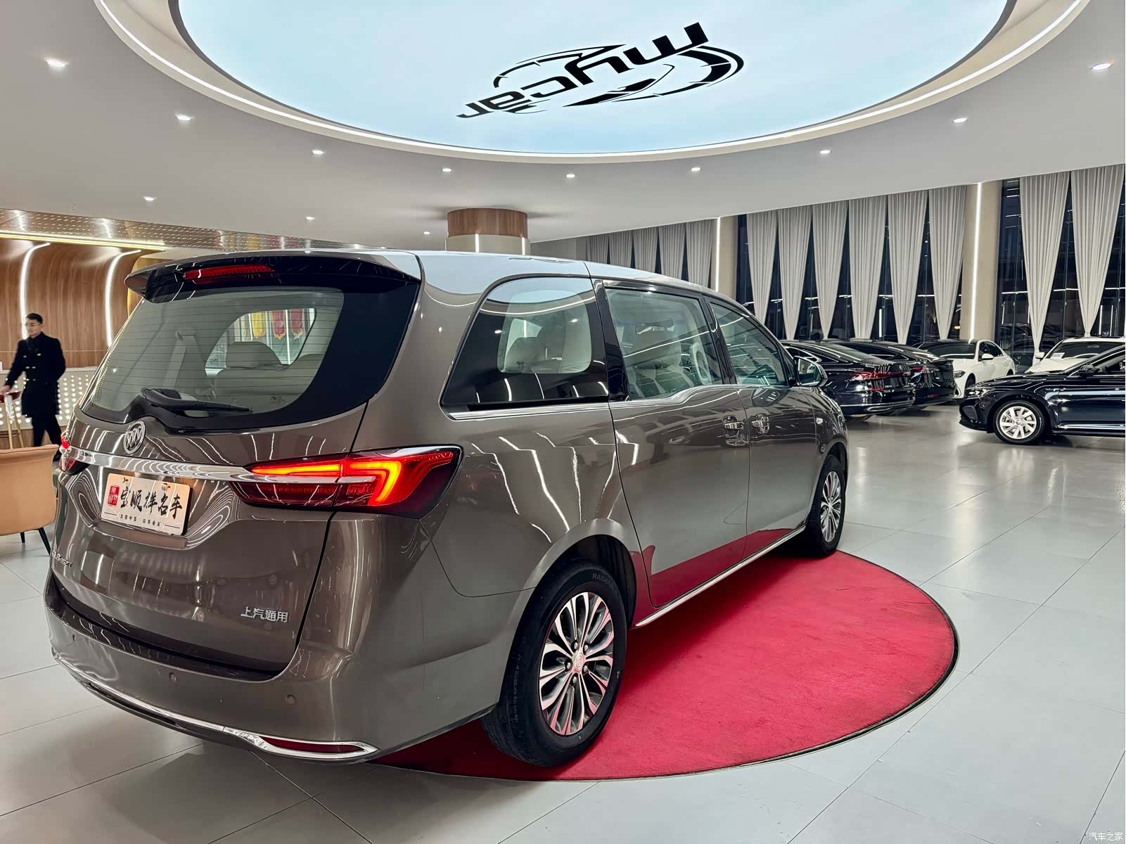 Buick GL8, 2024 все фото