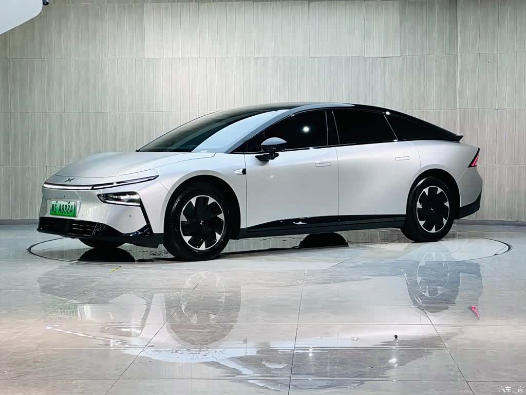 Xpeng P7, 2025 1