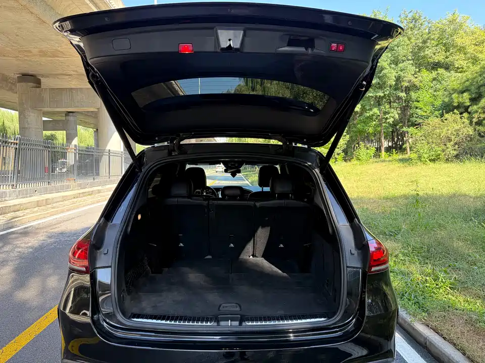 Mercedes-Benz GLE Mercedes-Benz GLE