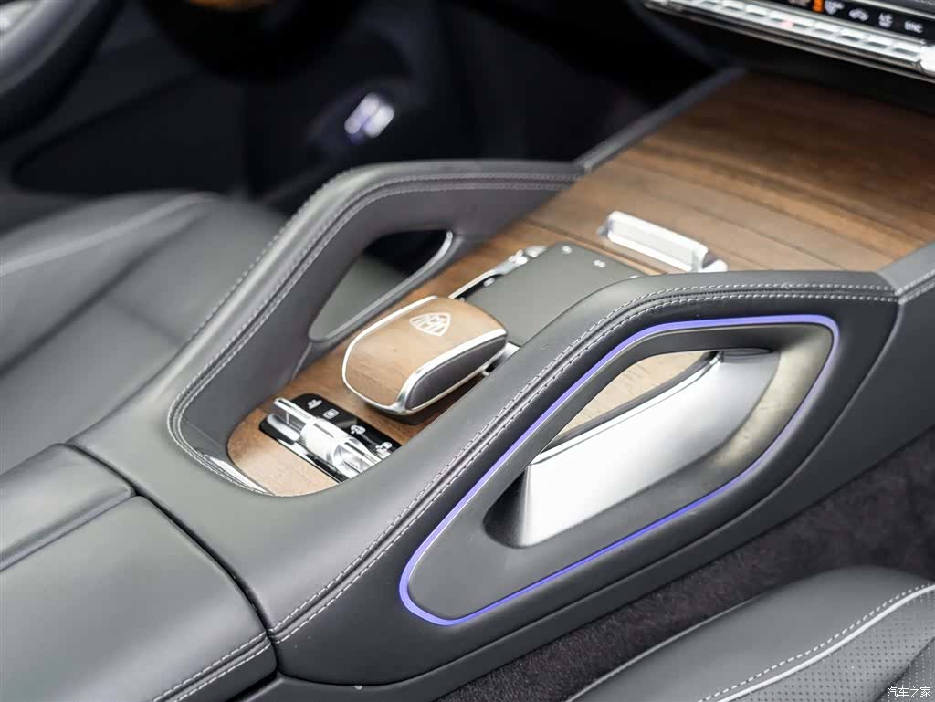 Maybach GLS, 2022 16