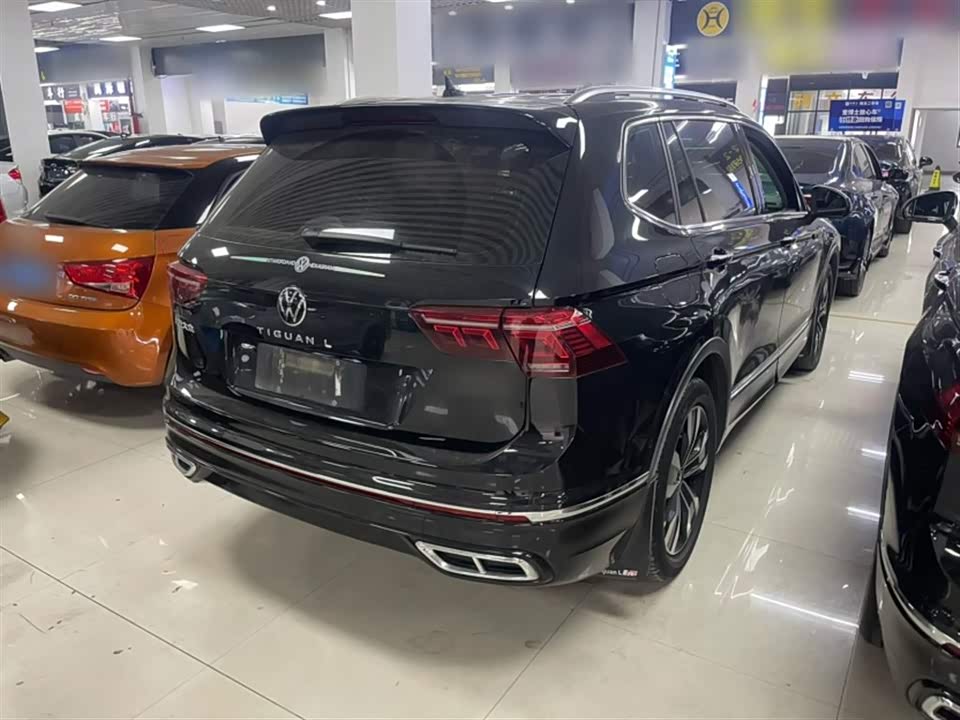 Volkswagen Tiguan L