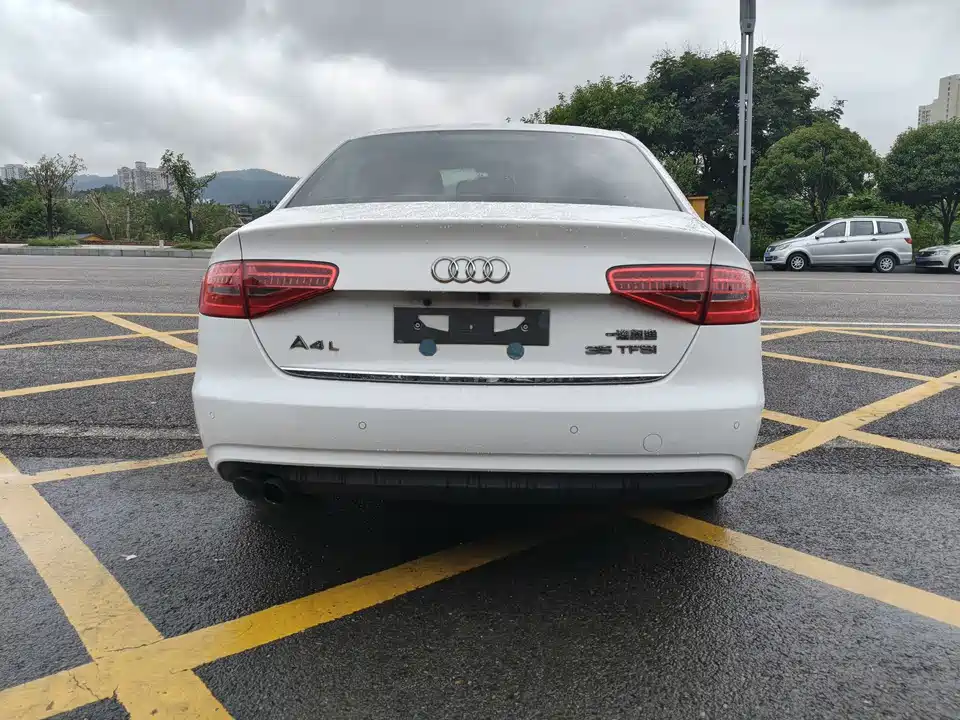 Audi A4L
