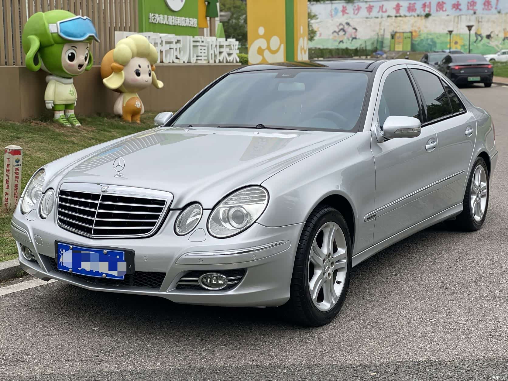 Mercedes-Benz E-Class, 2007 1