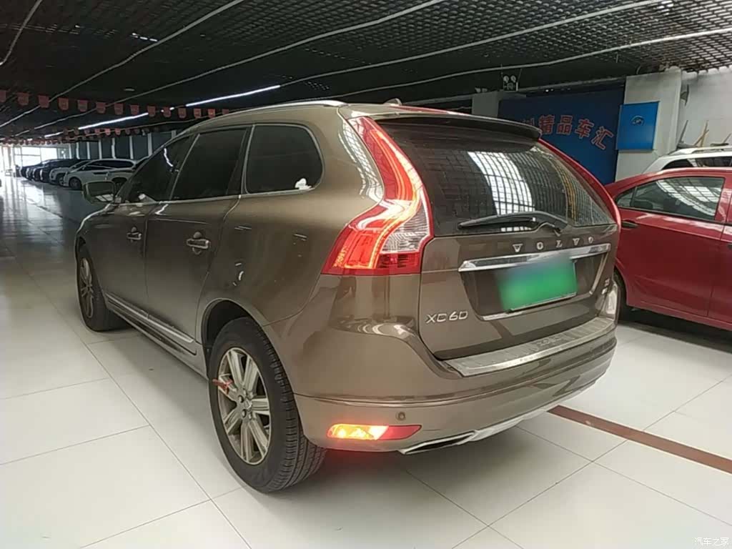 Volvo XC60, 2017 все фото