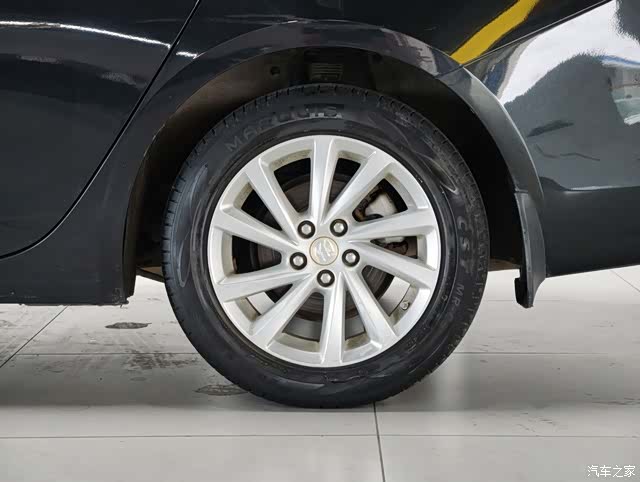 Buick Verano, 2016 10