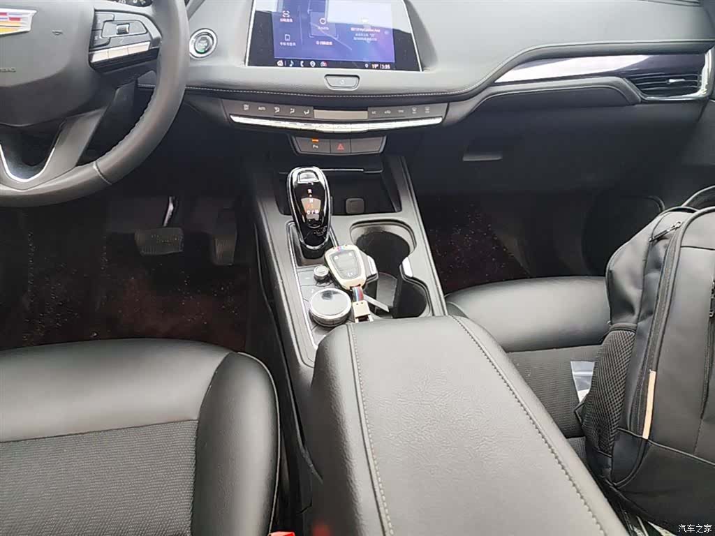 Cadillac XT4, 2023 14