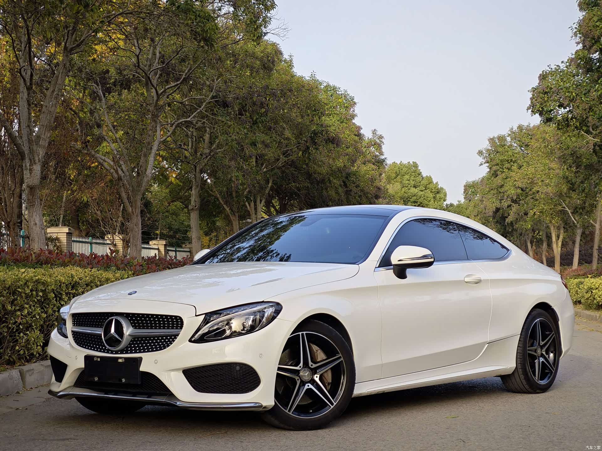 Mercedes-Benz C-Class, 2016 1