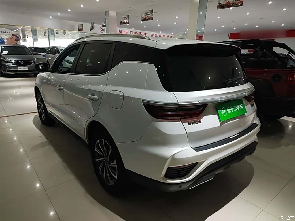 Geely X6, 2021 все фото
