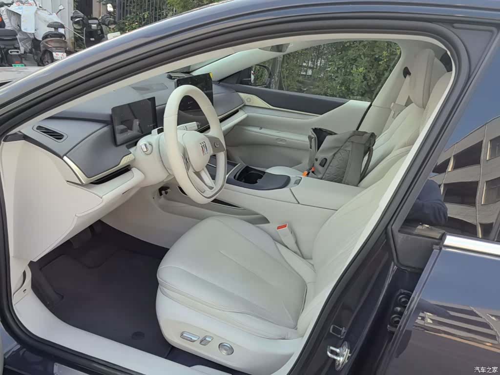 Buick L7, 2025 11