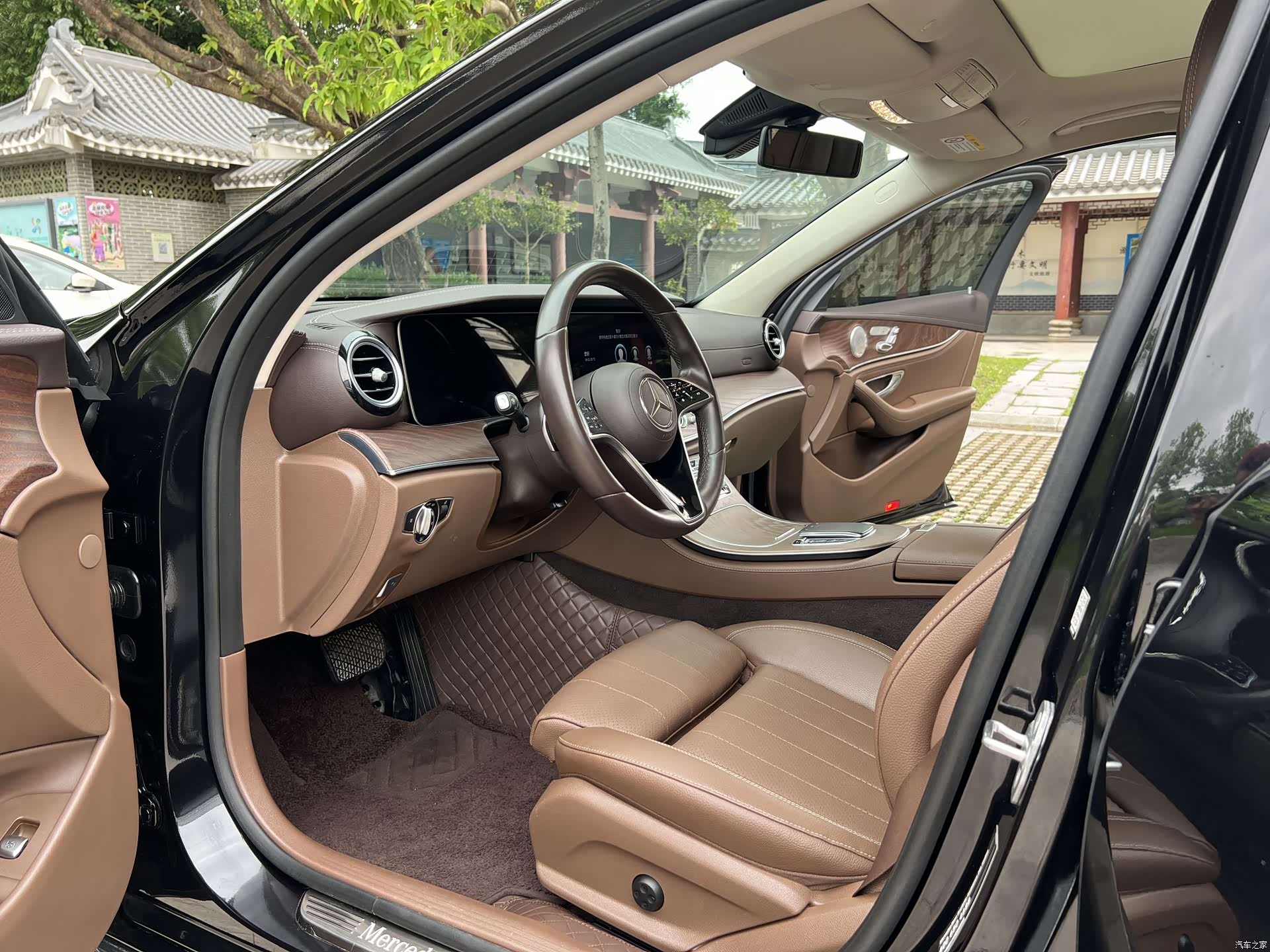 Mercedes-Benz E-Class, 2022 6