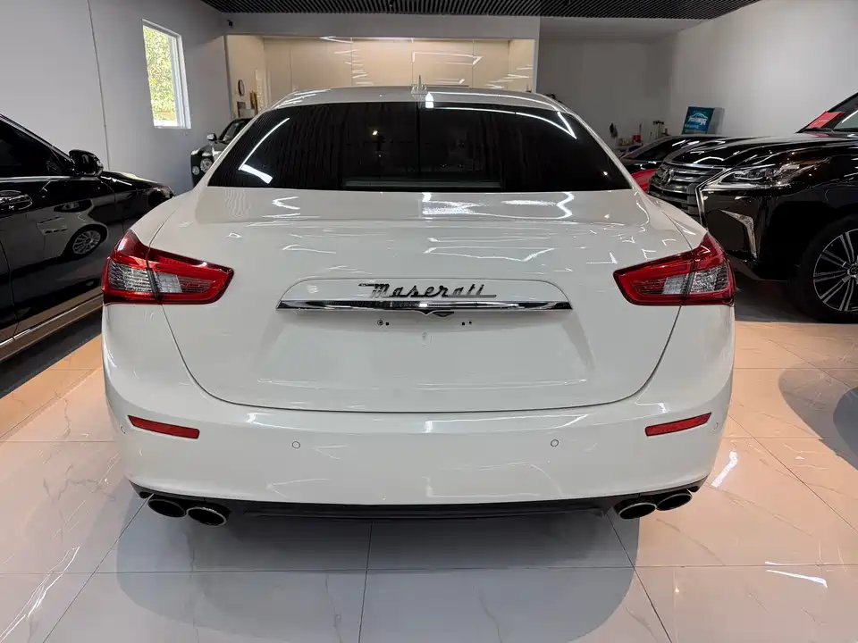 Maserati Ghibli