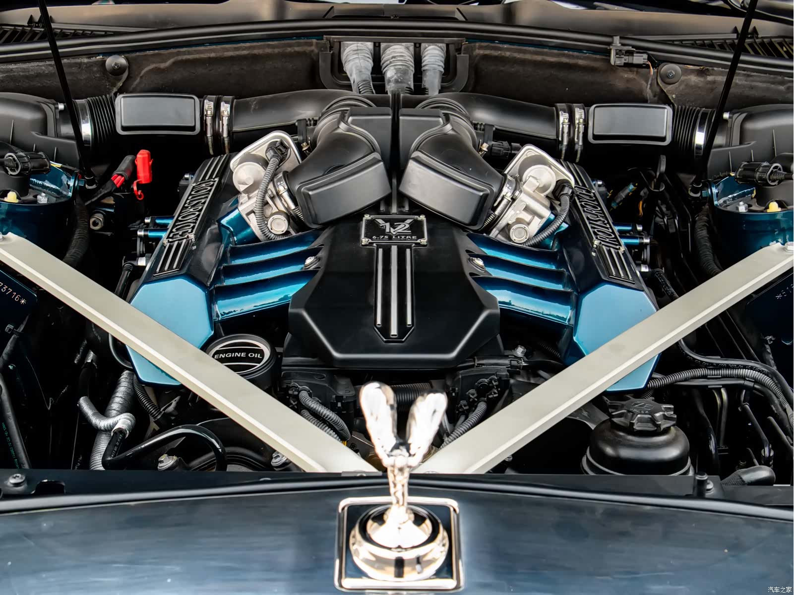 Rolls-Royce Phantom, 2013 24