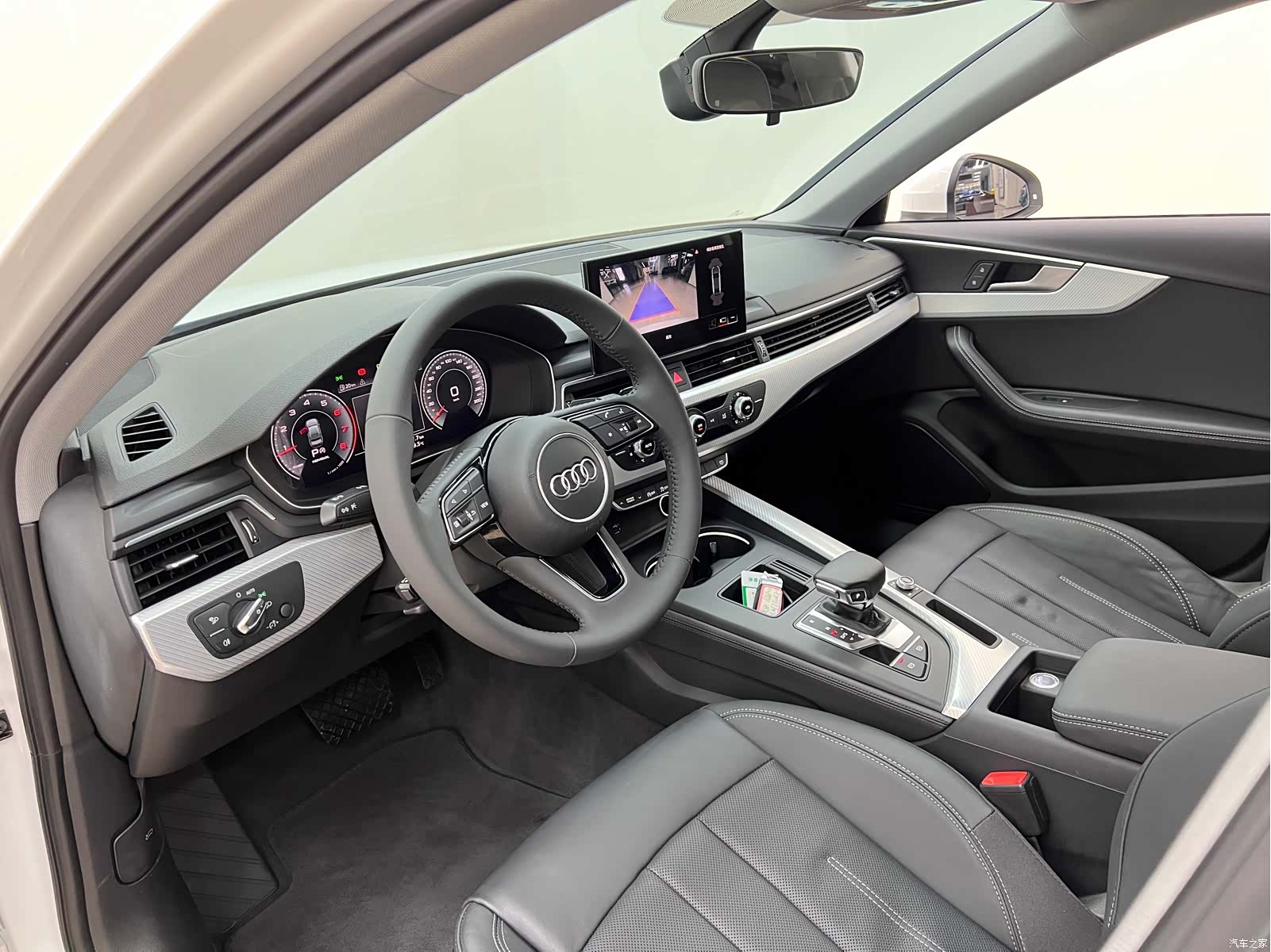 Audi A4L, 2020 22