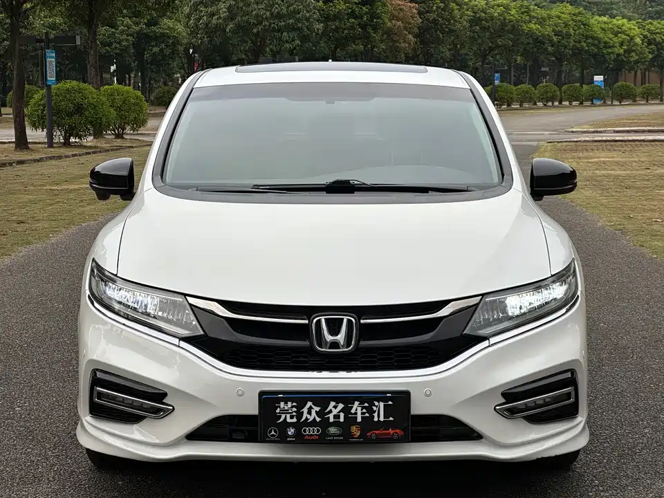 Honda Jade