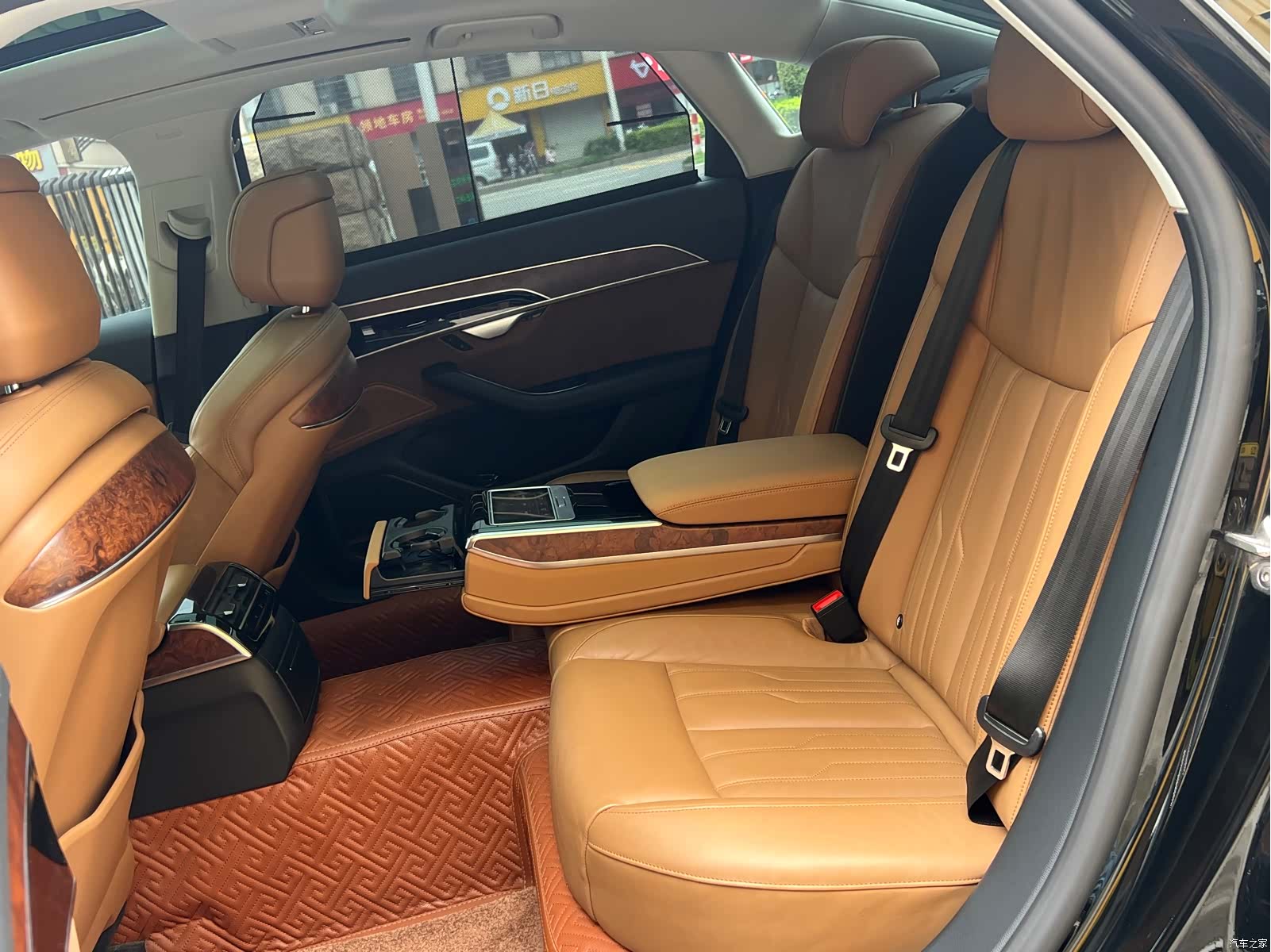 Audi A8L, 2019 15