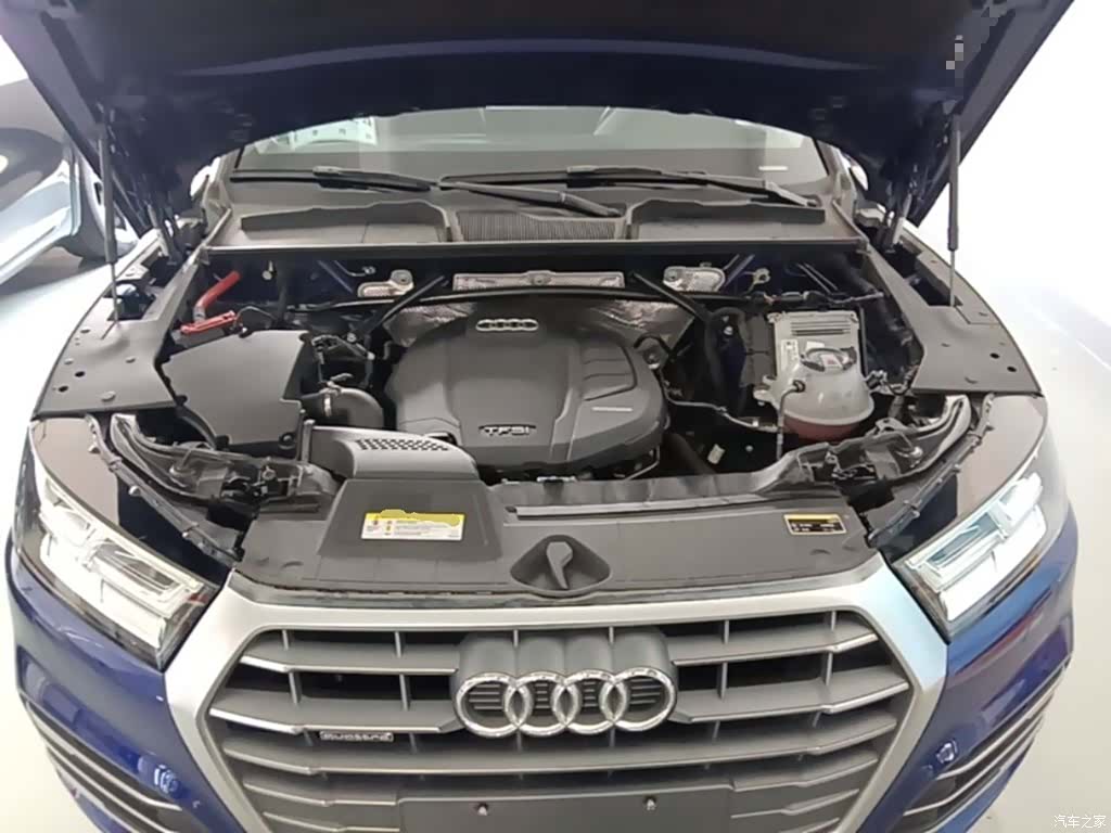 Audi Q5L, 2019 20