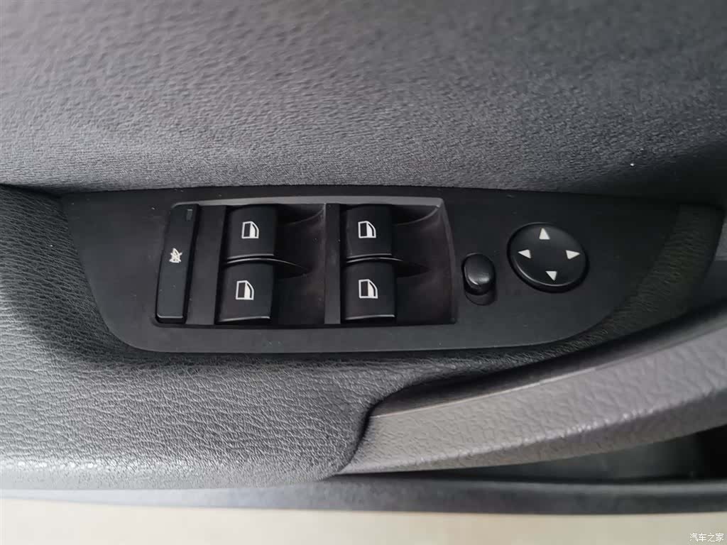 BMW X1, 2011 9