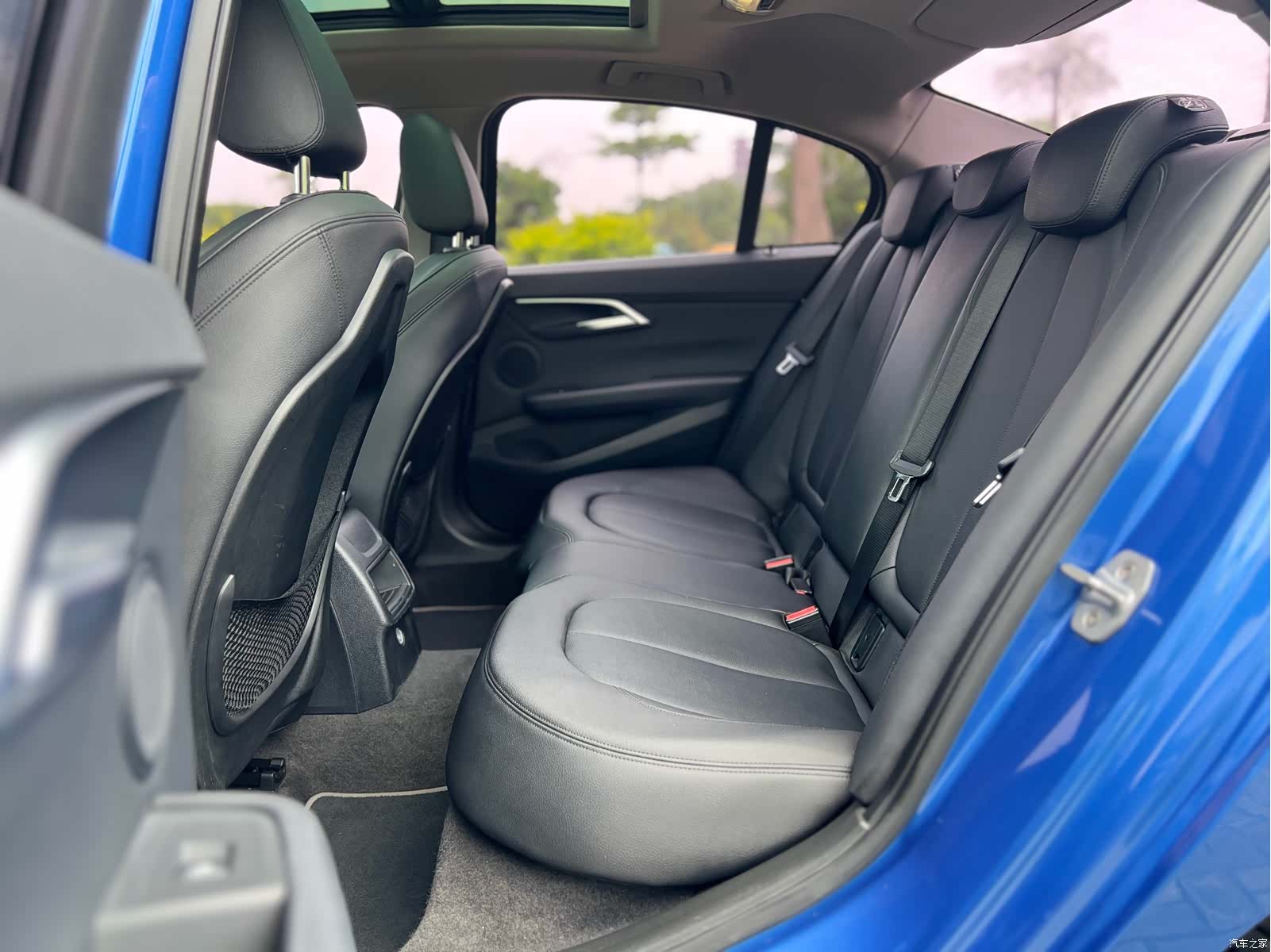 BMW 1 Series, 2018 9