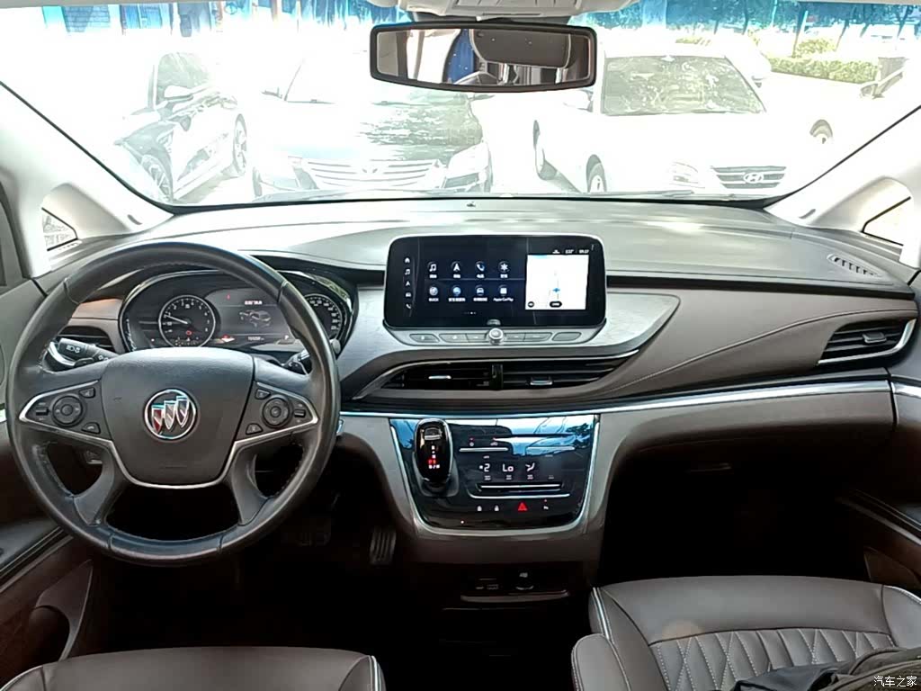 Buick GL8, 2022 10