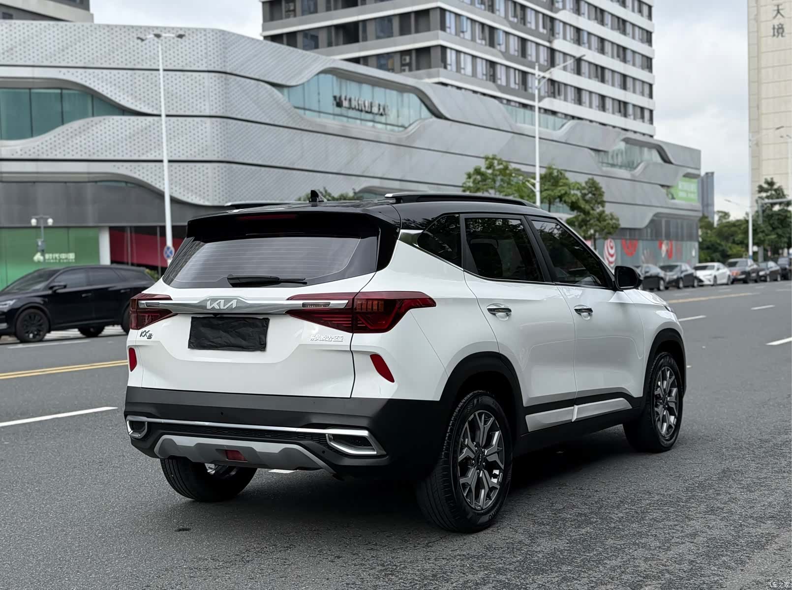 Kia KX3, 2021 4