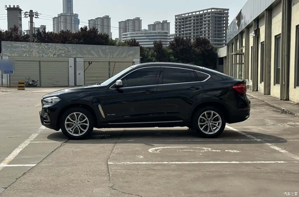 BMW X6, 2018 9
