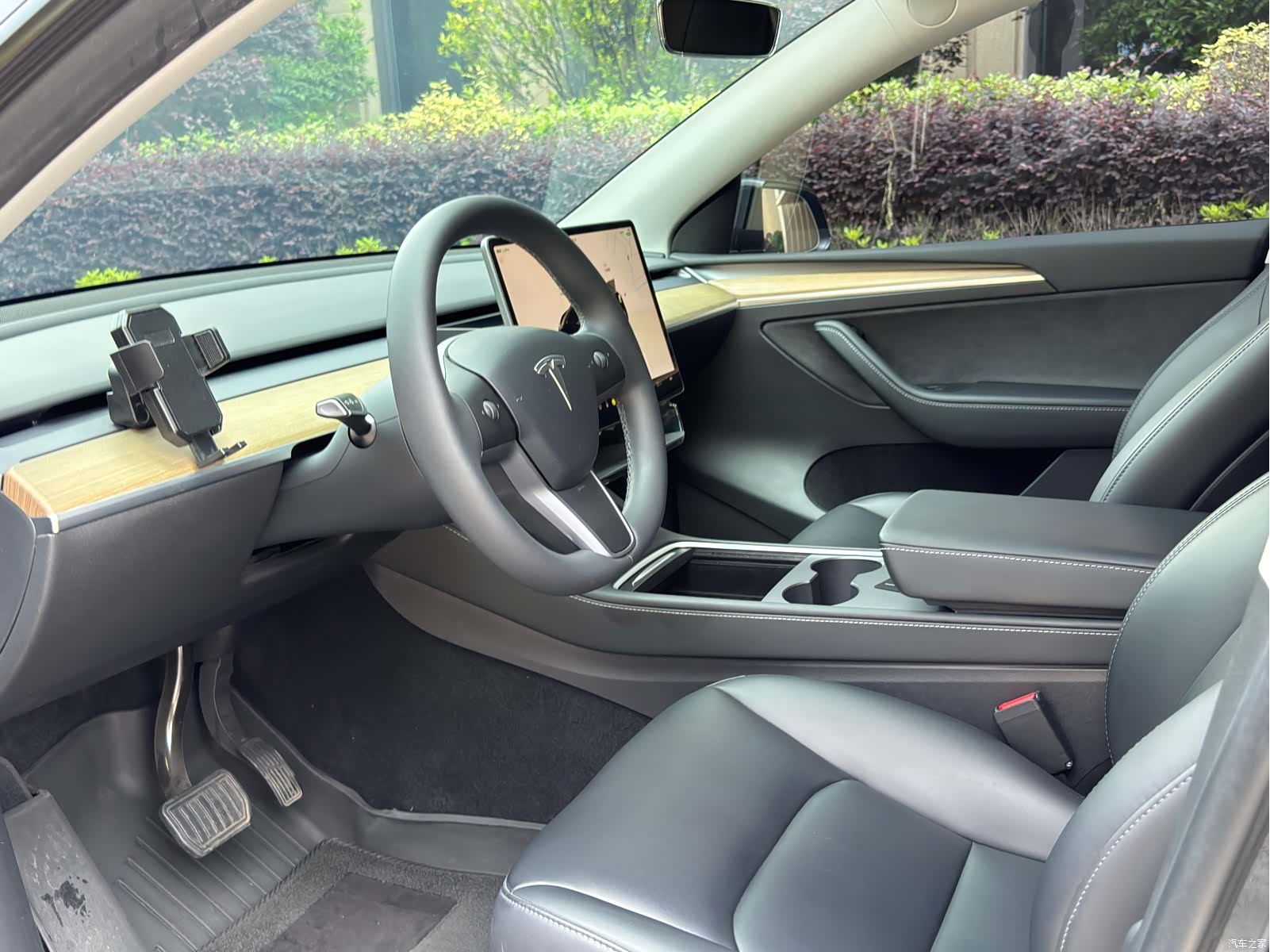 Tesla Model Y, 2023 12
