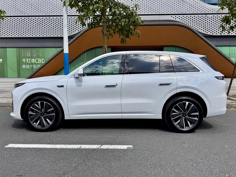 Li Auto Ideal L6