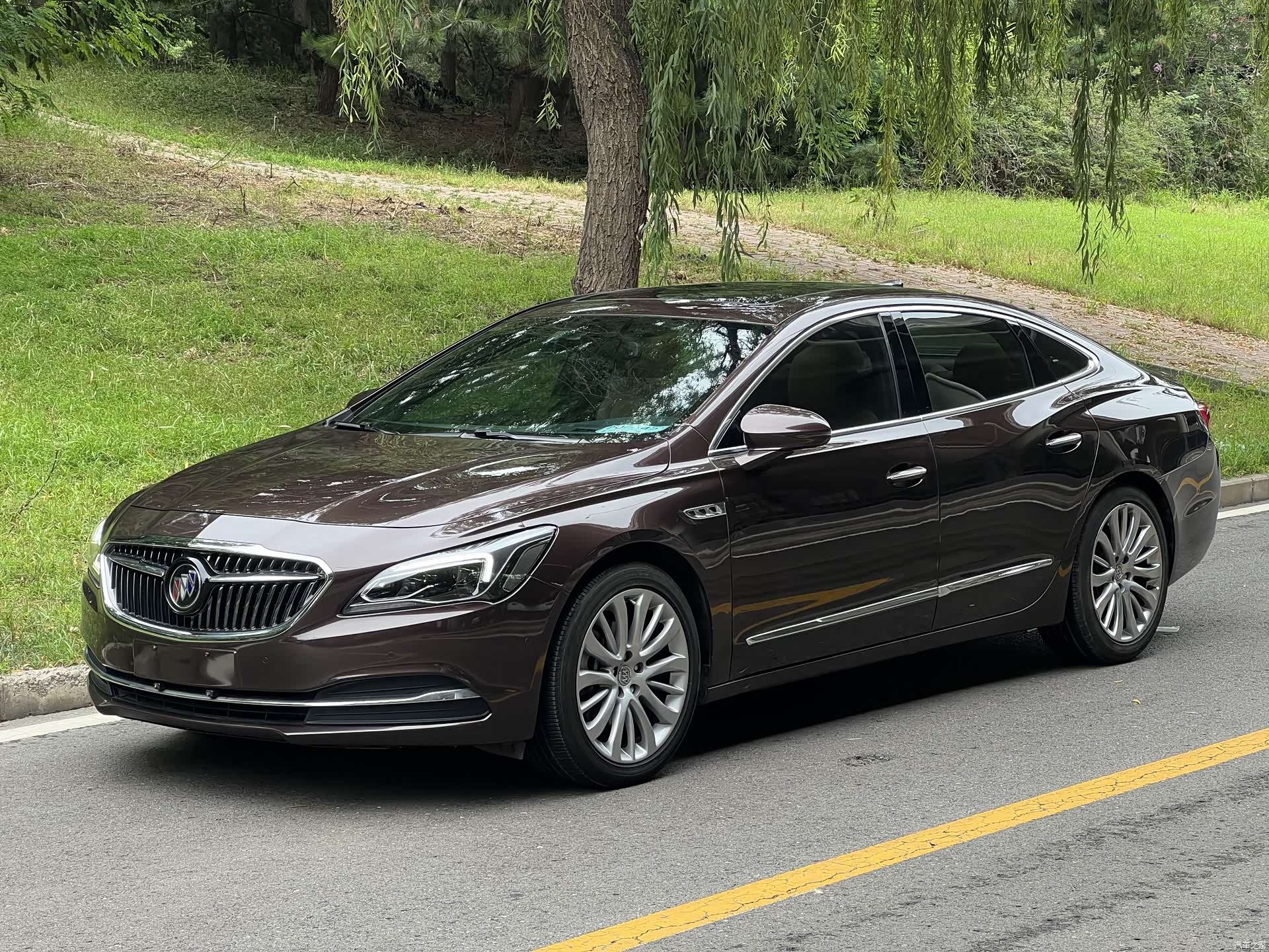 Buick LaCrosse, 2016 1