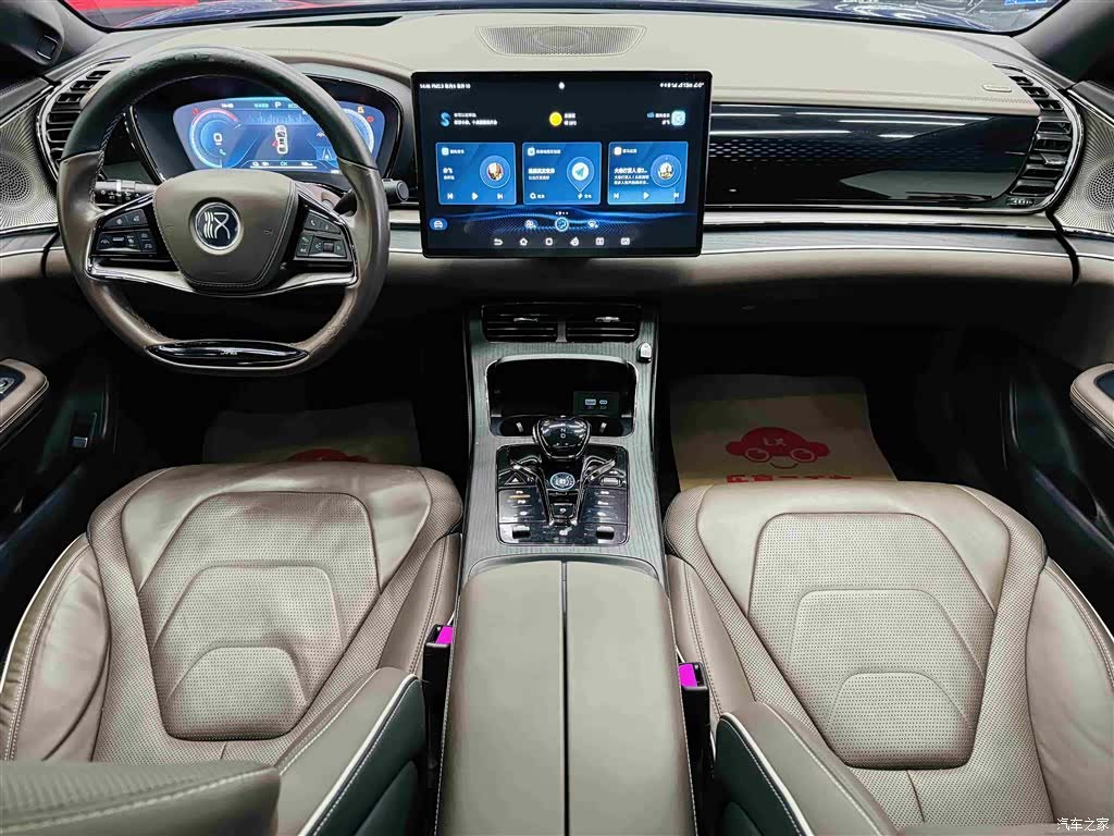 BYD Han, 2022 21