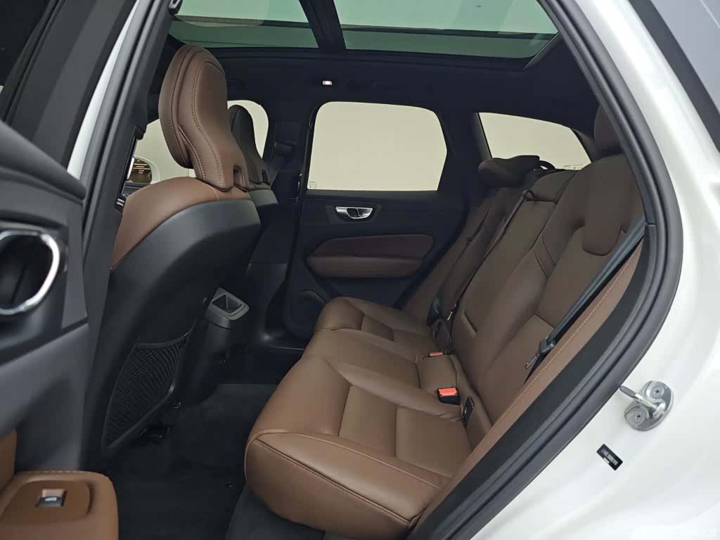 Volvo XC60, 2024 12