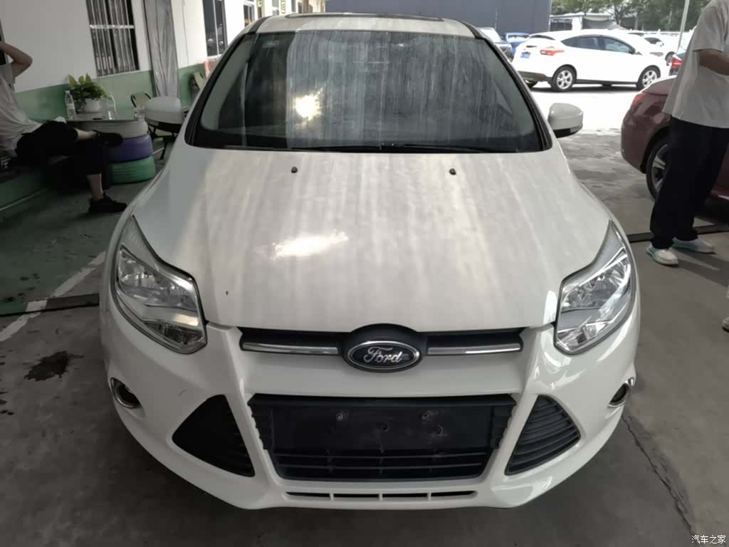 Ford Focus, 2015 3