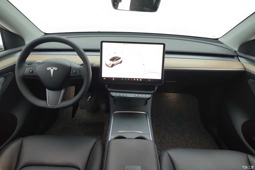 Tesla Model Y, 2021 12