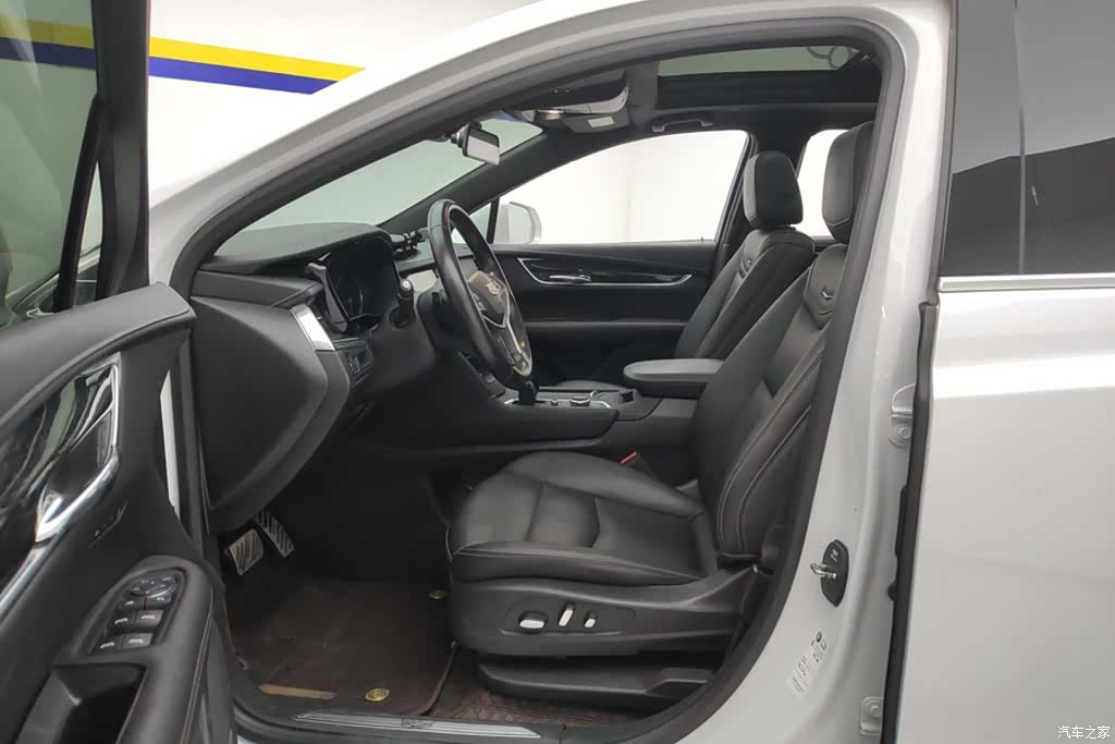 Cadillac XT5, 2023 9
