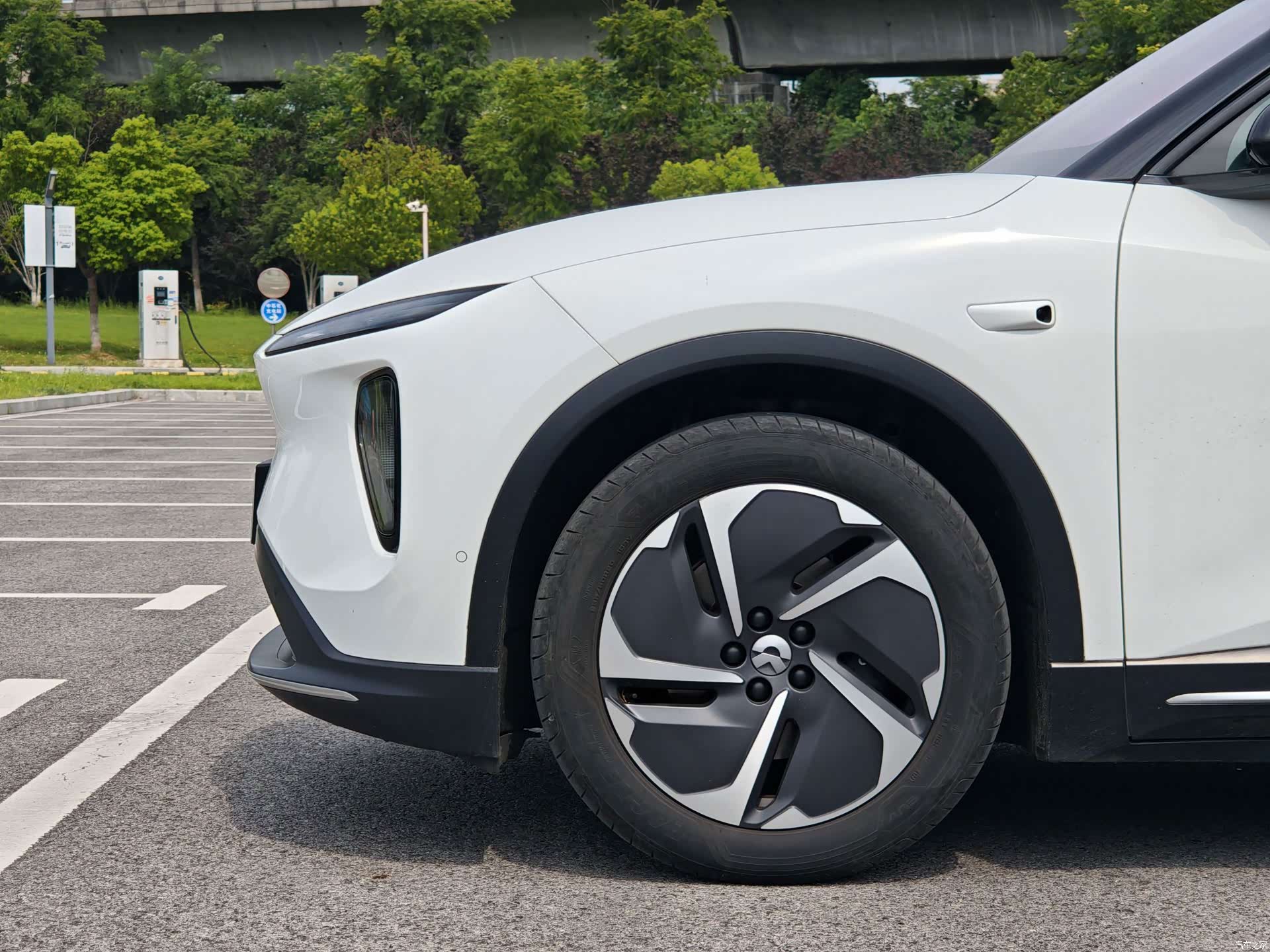 NIO ES6, 2024 17