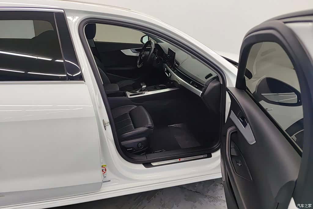 Audi A4L, 2022 8