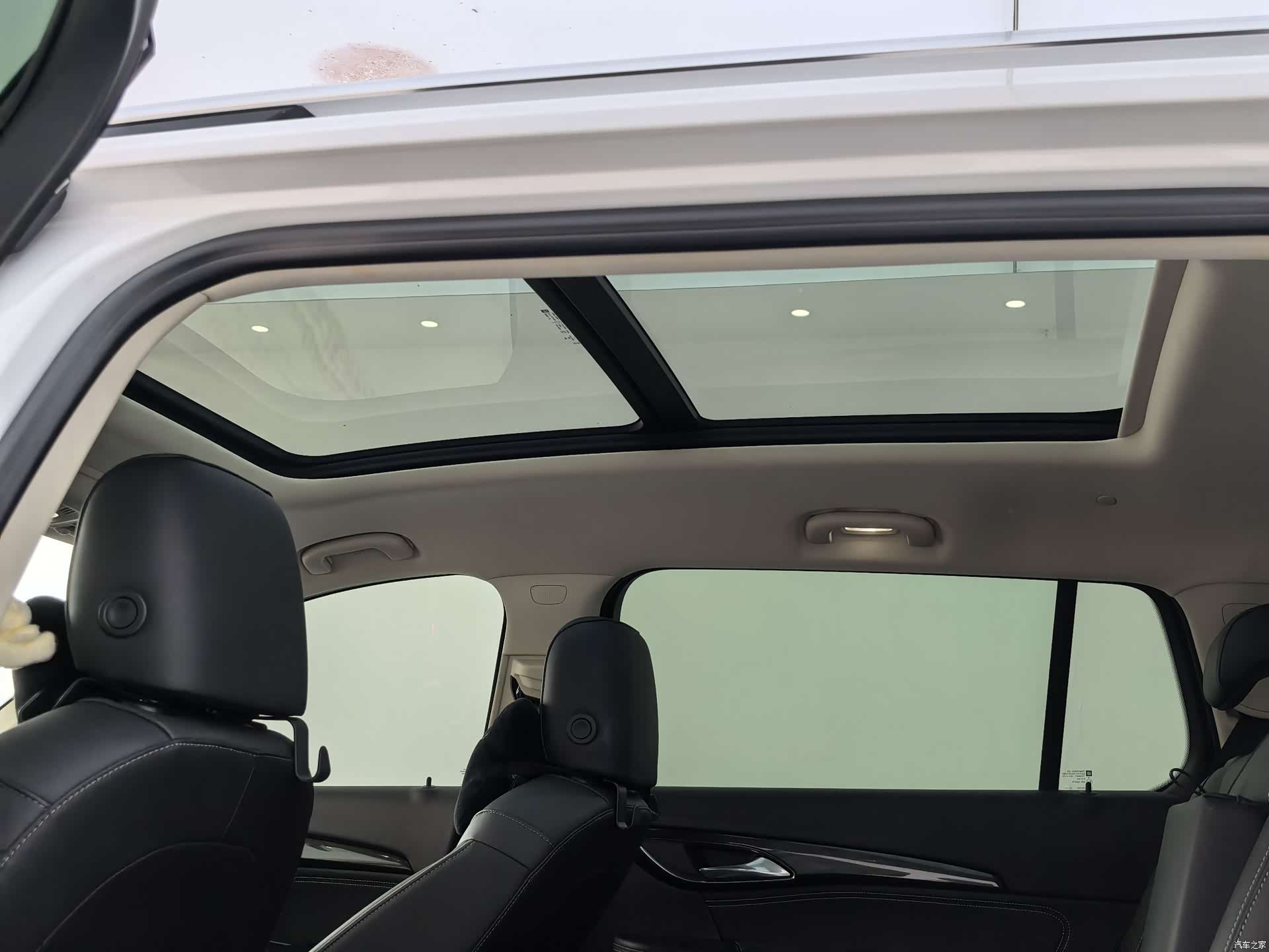 Buick Envision Plus, 2022 9