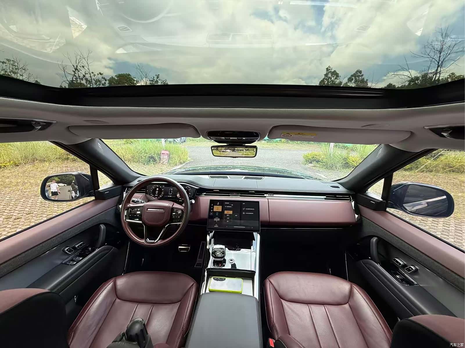 Land Rover Range Rover, 2024 все фото
