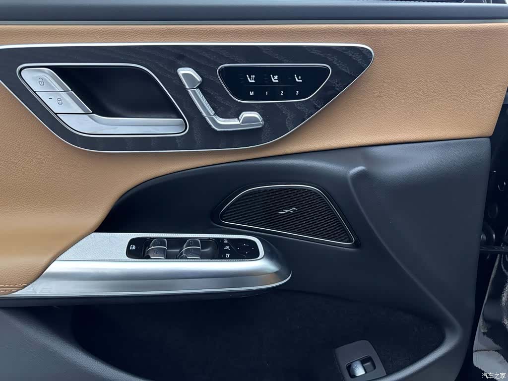 Mercedes-Benz E-Class, 2025 22