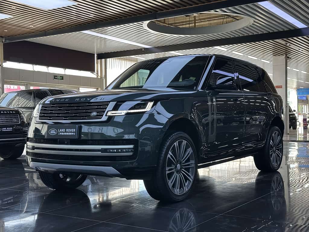 Land Rover Range Rover 2023 3.0 L6 400PS мест Long Wheelbase