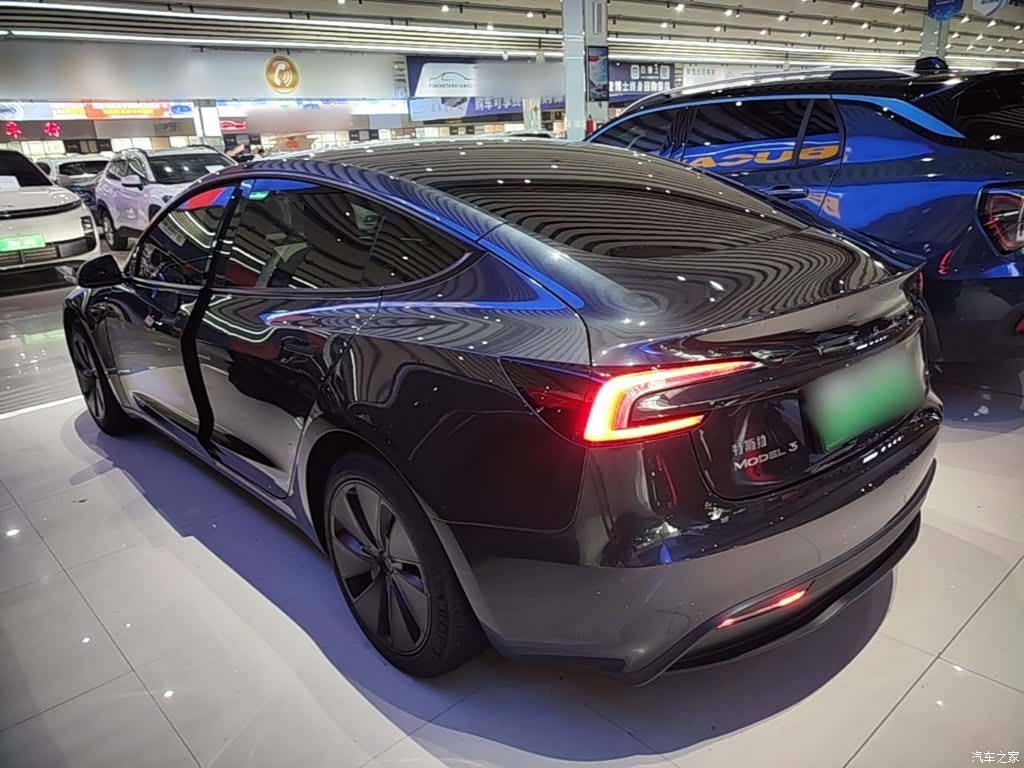 Tesla Model 3, 2024 все фото