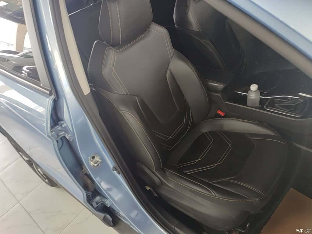 JAC X4, 2021 25