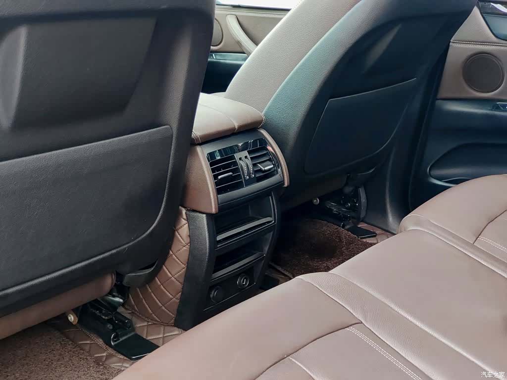BMW X5, 2015 9