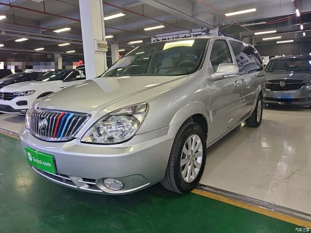 Buick GL8, 2017 2