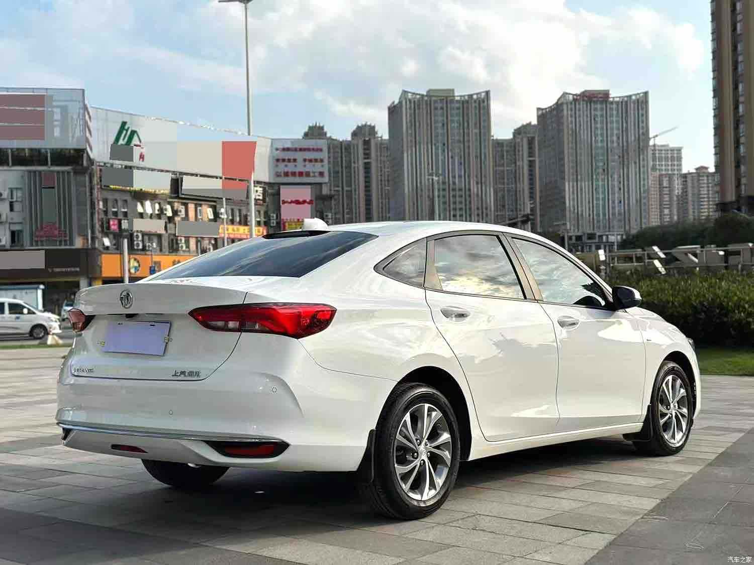 Buick Verano, 2022 7