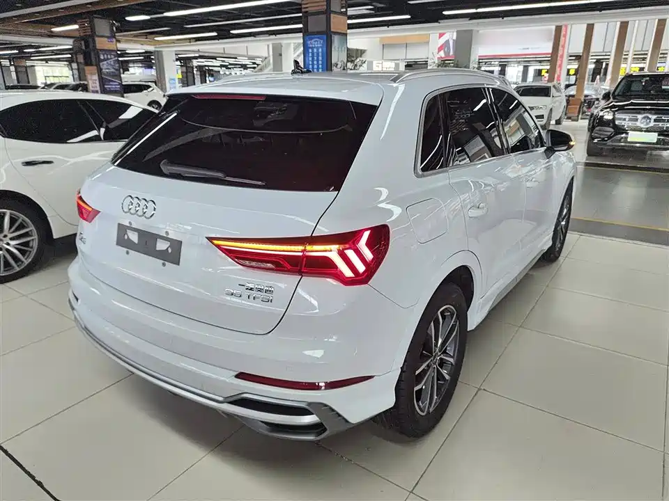 Audi Q3 Audi Q3